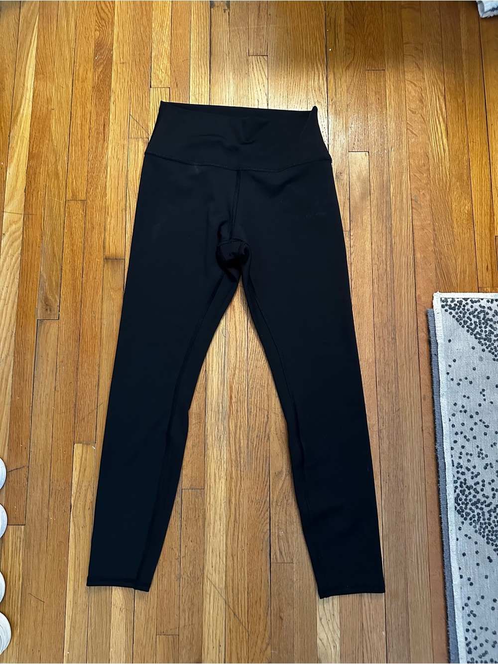ALO Yoga High Waist Airlift Legging 7/8 - Picture 4 of 6